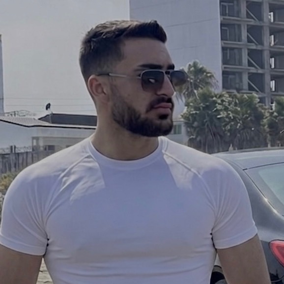 علیرضا دهقان